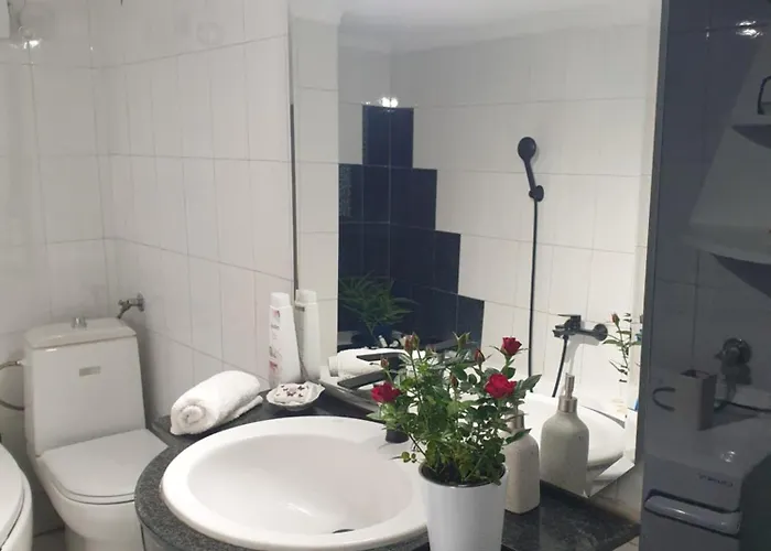 Manolis Thessaloniki Dream House - Explore Kalamaria! Daire Selanik