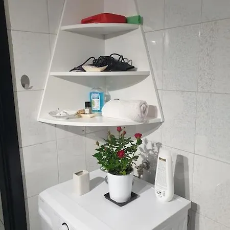 Manolis House Apartmán *